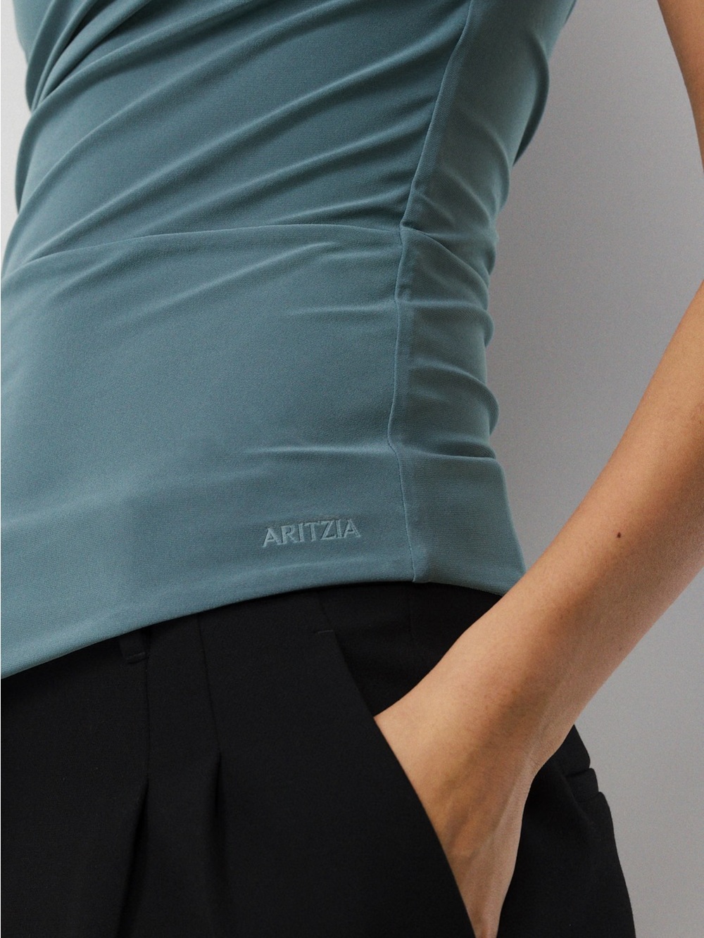 NWT - Aritzia Babaton Smooth Matter Gallery Top - Blue Mirage - Large - Picture 6 of 8